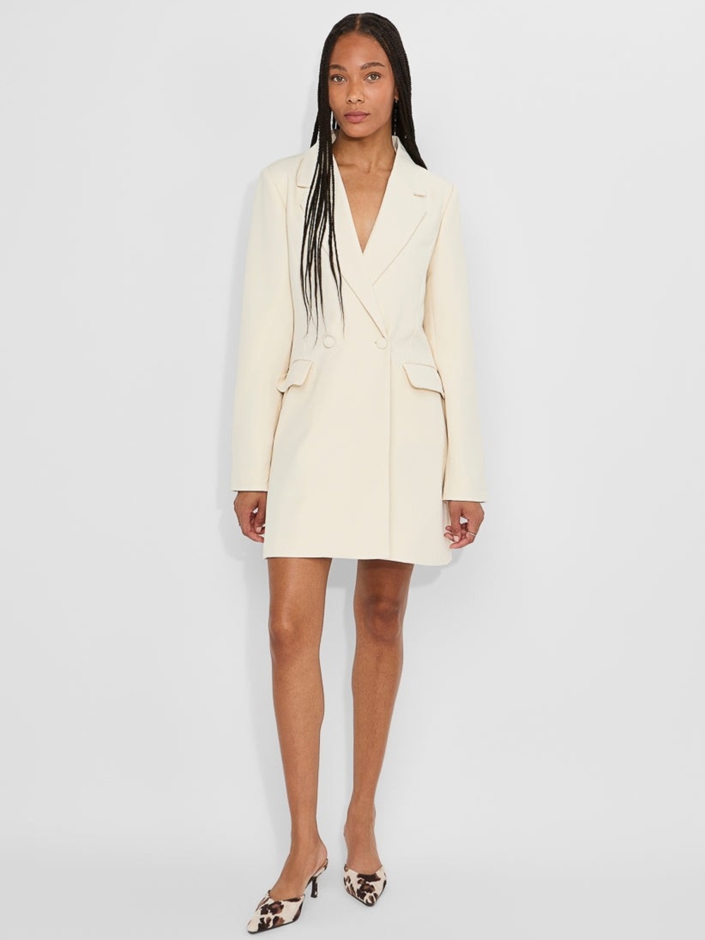 Shoe Dazzle Cream Long Sleeve Blazer Dress